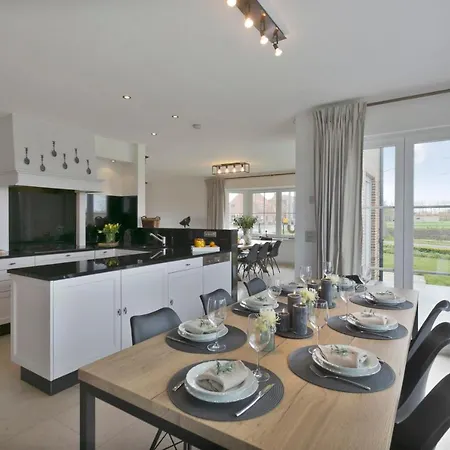 Family House With A Beautiful View In Damme * 브뤼헤